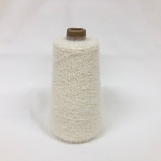 もったいない糸:1002　　  ナイロンフェザー12 　約250g(約3000m)