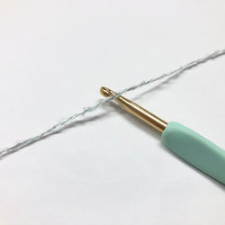もったいない糸:1067/和紙ポリウール　ノット＆ラメ入り 　約300g(約1170m）