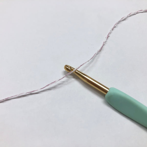 もったいない糸:1053　  シルク100%x和紙ポリエステル　約200g(1280m）