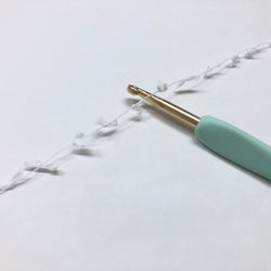 もったいない糸:1029　   ナイロンスラリットモール　約150g(750m）