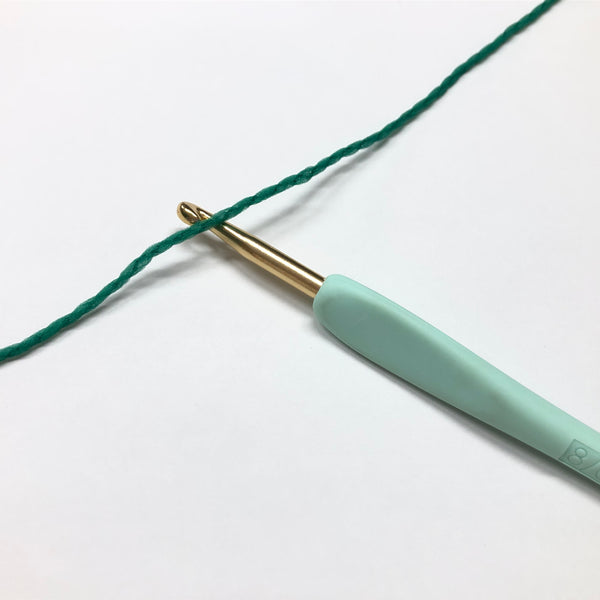 もったいない糸:893　　リサイクルポリエステルリリー　約490g(約3185m）