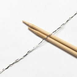もったいない糸:1054　  シャイニーレーヨンx和紙ポリエステル　約250g(1025m）