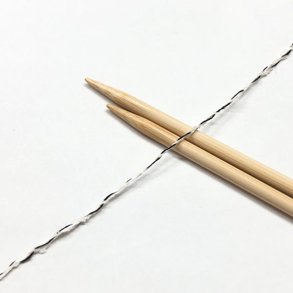 もったいない糸:1054　  シャイニーレーヨンx和紙ポリエステル　約250g(1025m）
