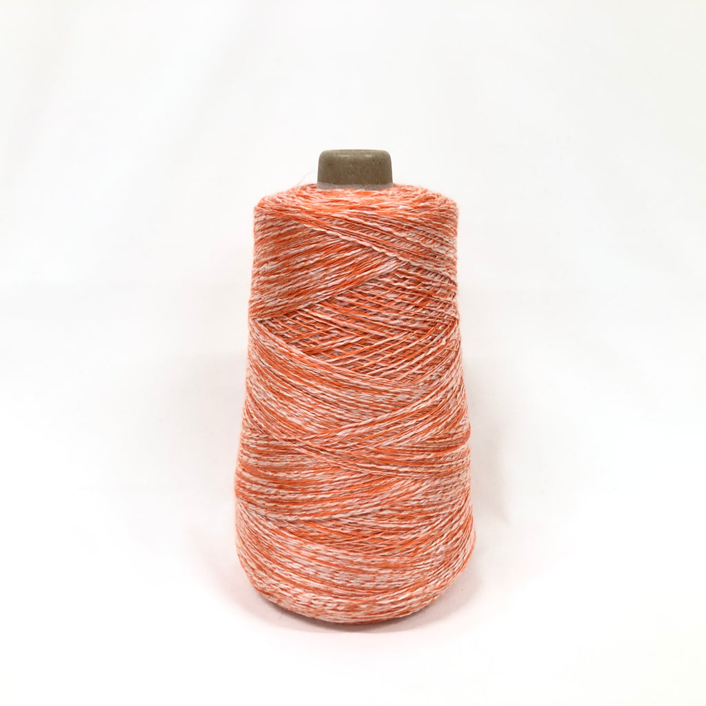 もったいない糸:1009　   アクリルスラブ 　約300g(1800m）