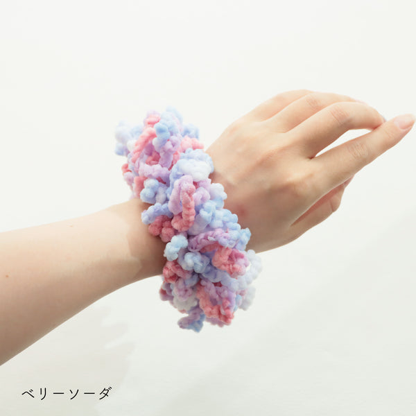 sawada itto：サワダイット-NAILY-イソギンチャクなシュシュ