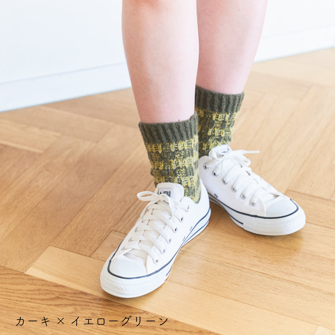 sawada itto：サワダイット-moo-ギンガムチェックソックス
