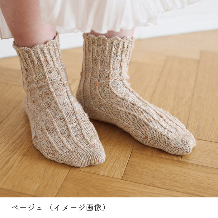 ベージュ