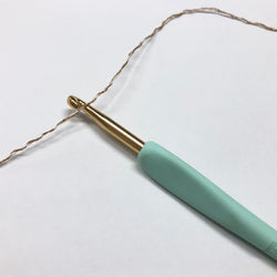 もったいない糸:877　　　和紙ポリエステルxシャイニーレーヨン　約350g(約2100m）
