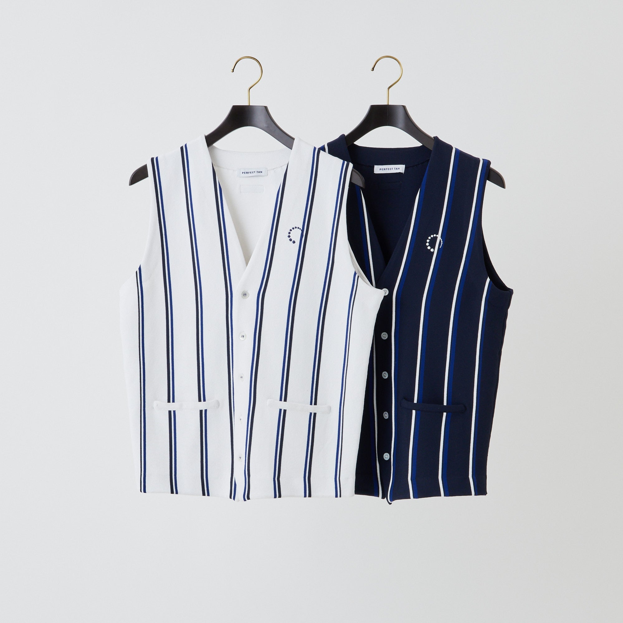 PERFECT TAN｜《SALE》ストライプテックニットベスト〈MENS〉