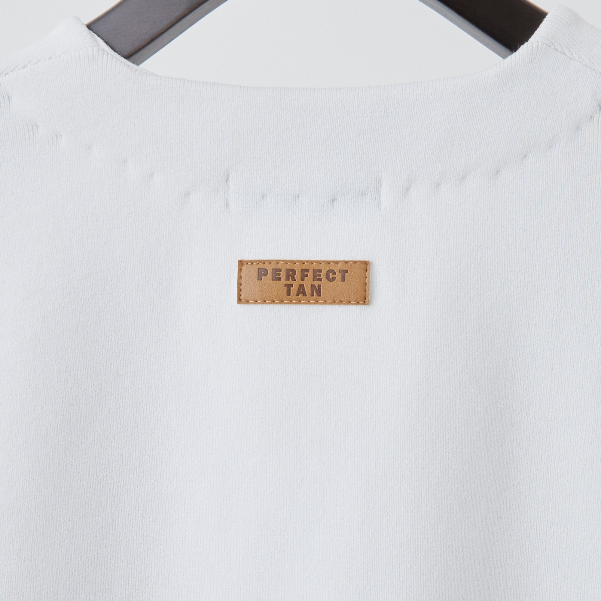 PERFECT TAN｜《SALE》ストライプテックニットベスト〈MENS〉