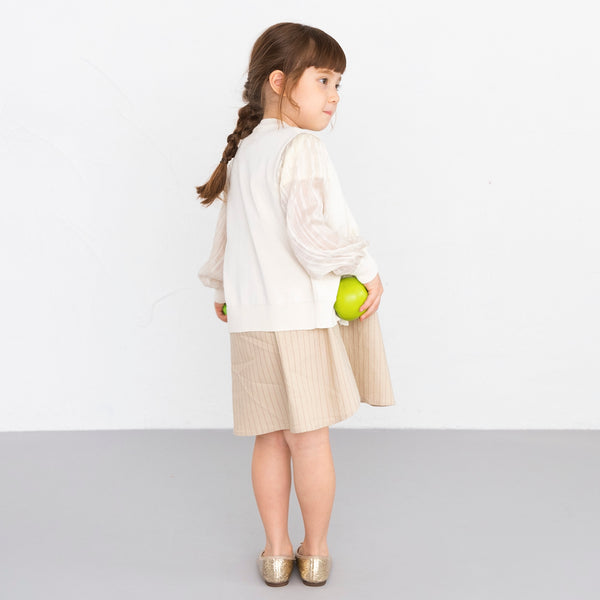 オフホワイト : 身長105cm 着用100cm