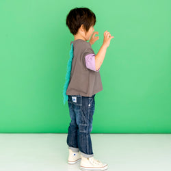 チャコール　モデル身長:105cm 着用サイズ:100cm